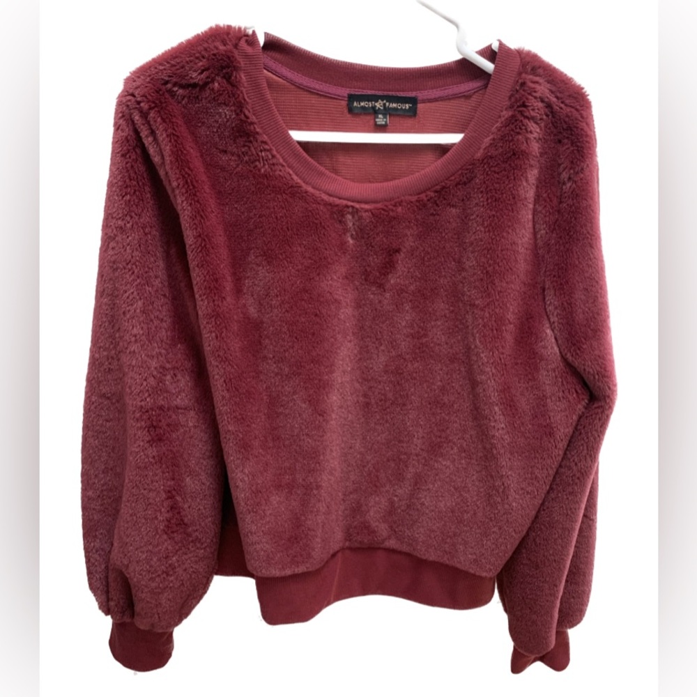 Almost famous XL Red cropped sweater